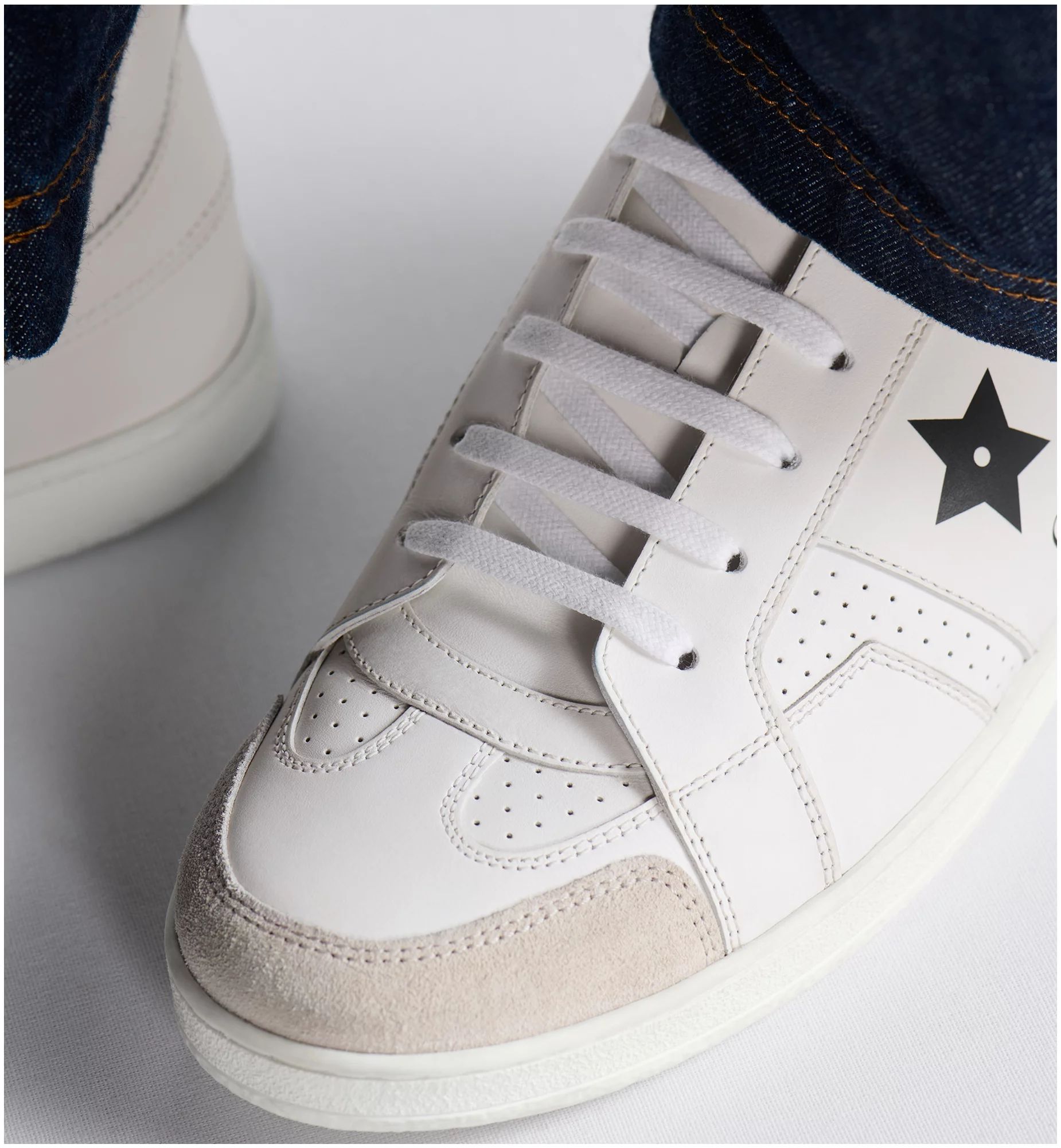 Dior Star Sneaker - Image 3